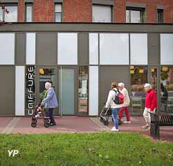 R&eacute;sidence EHPAD Le Vill&acirc;ge des Aub&eacute;pins